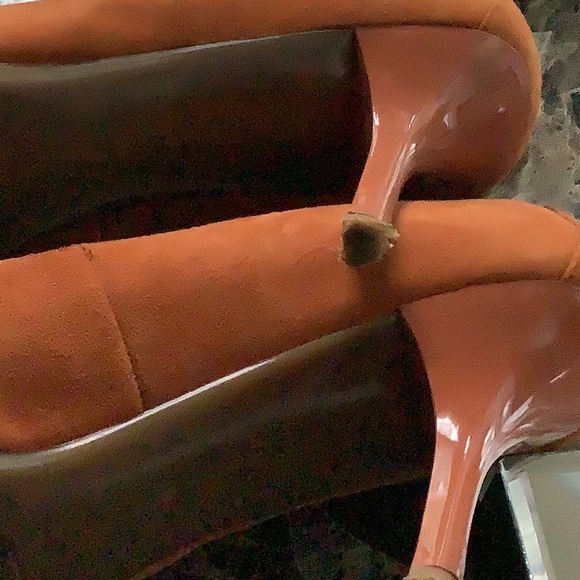 Shoes - Picture 3 of 3